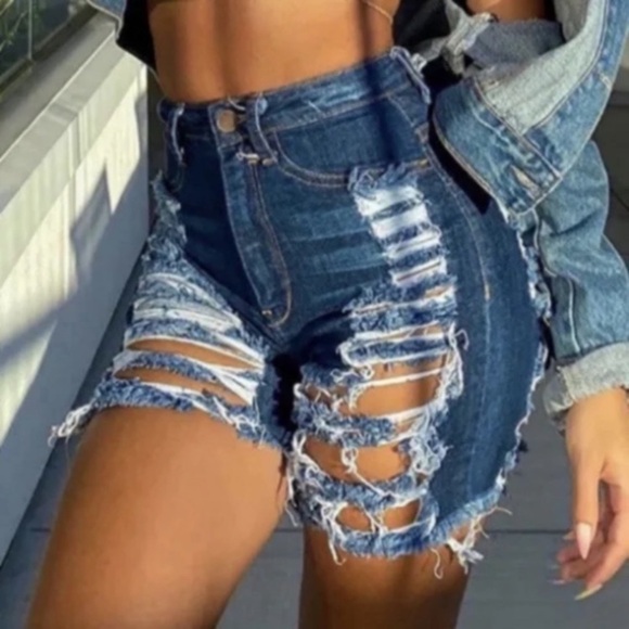 Fashion Nova Pants - Fashion Nova Women's / Juniors Size 5/27 Yes Now Distressed Bermuda Shorts